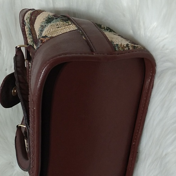 SALE! RARE! Horse Tapestry 🐎 Woven Faux Leather Vintage Handbag Never Used - Picture 14 of 16